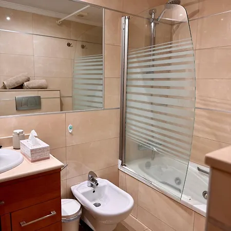 Luna C * بويرتو ذي لا كروز